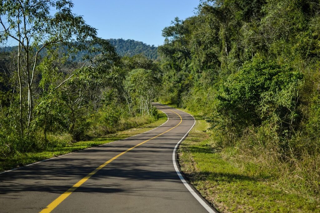How many layers are in the road?
